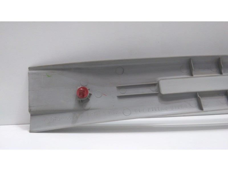 Recambio de molduras delanteras para suzuki grand vitara 5 puertas sq (ft) 2.0 td referencia OEM IAM 7627065D00 49712 