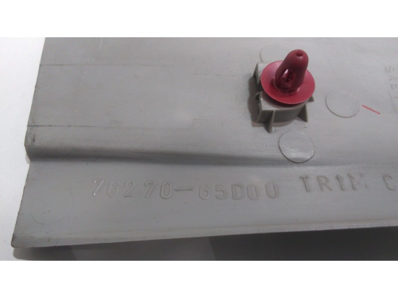 Recambio de molduras delanteras para suzuki grand vitara 5 puertas sq (ft) 2.0 td referencia OEM IAM 7627065D00 49712 