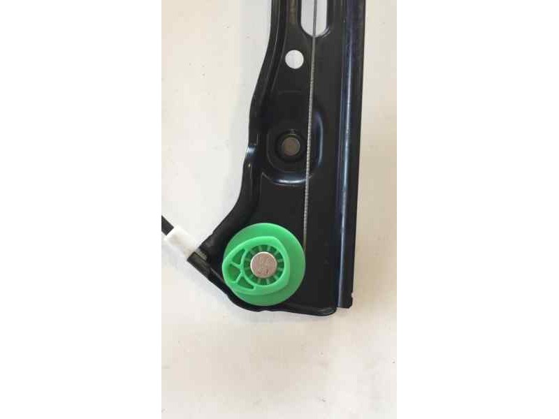 Recambio de elevalunas delantero izquierdo para bmw serie 3 berlina (e90) referencia OEM IAM 0130822226 44646 