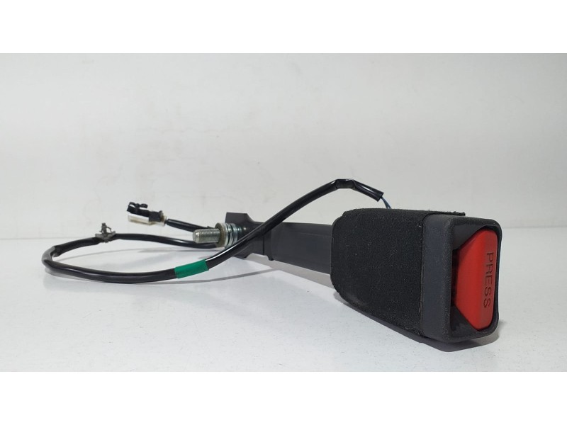 Recambio de cinturon seguridad delantero derecho para renault koleos dynamique referencia OEM IAM M9R836 70268 