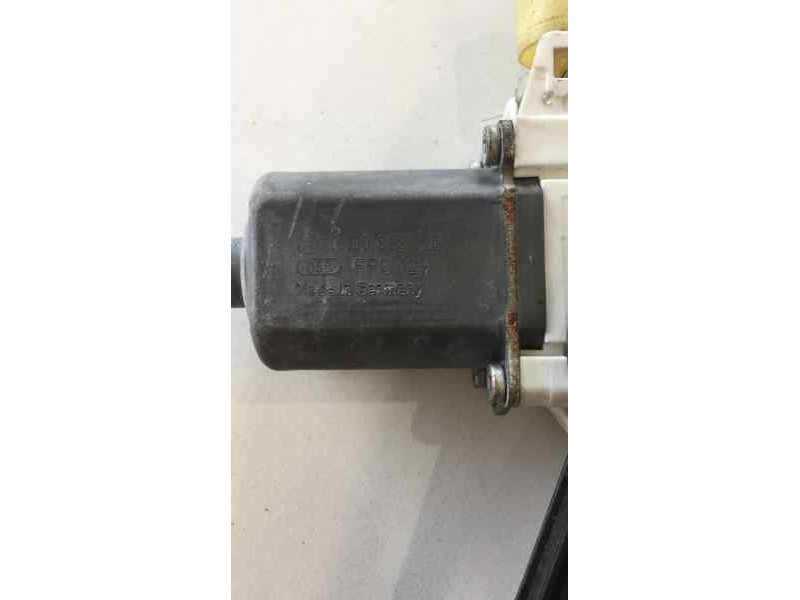 Recambio de elevalunas delantero izquierdo para bmw serie 3 berlina (e90) referencia OEM IAM 0130822226 44646 