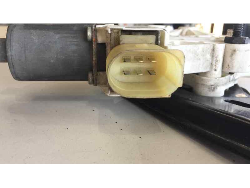 Recambio de elevalunas delantero izquierdo para bmw serie 3 berlina (e90) referencia OEM IAM 0130822226 44646 