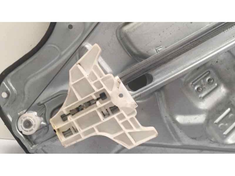 Recambio de elevalunas trasero izquierdo para hyundai i30cw 1.6 crdi cat referencia OEM IAM 814102L000 44440 