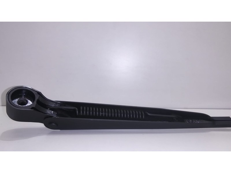 Recambio de brazo limpia trasero para suzuki grand vitara 5 puertas sq (ft) 2.0 td referencia OEM IAM 3882165D00000 49728 