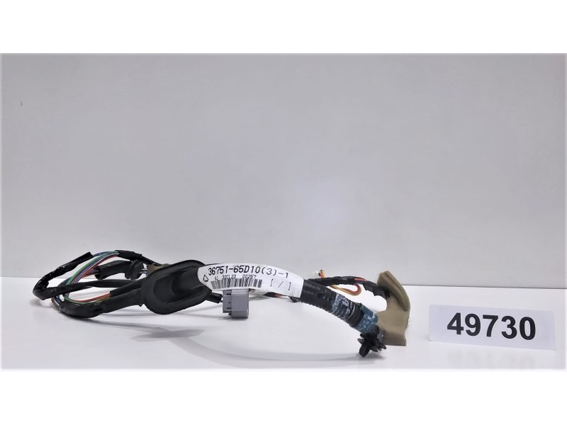 Recambio de puerta trasera izquierda para suzuki grand vitara 5 puertas sq (ft) 2.0 td referencia OEM IAM 3675165D10 49730 