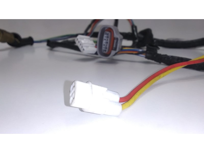 Recambio de puerta trasera izquierda para suzuki grand vitara 5 puertas sq (ft) 2.0 td referencia OEM IAM 3675165D10 49730 