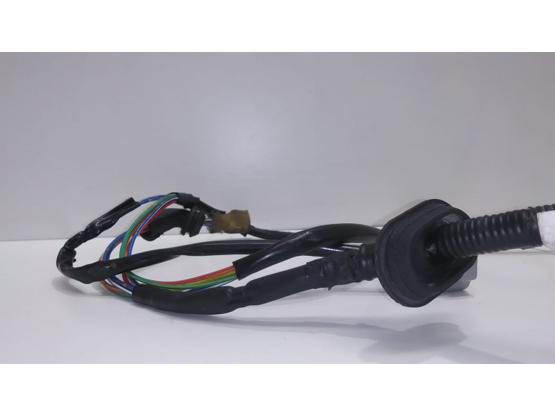 Recambio de puerta trasera izquierda para suzuki grand vitara 5 puertas sq (ft) 2.0 td referencia OEM IAM 3675165D10 49730 