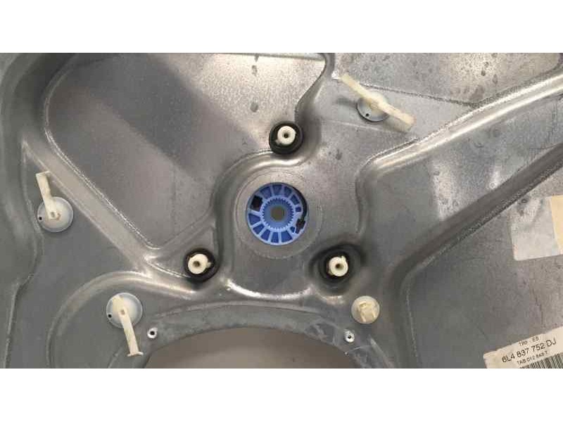 Recambio de elevalunas delantero derecho para seat ibiza (6l1) referencia OEM IAM 6L4837752DJ 44429  Recambio de elevalunas delantero derecho para seat ibiza (6l1) referencia OEM IAM 6L4837752DJ 44429