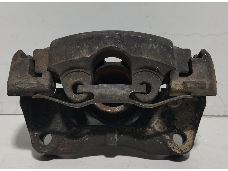 Recambio de pinza freno delantera izquierda para volkswagen t5 bus 2.5 tdi referencia OEM IAM 7H0105B 78610 
