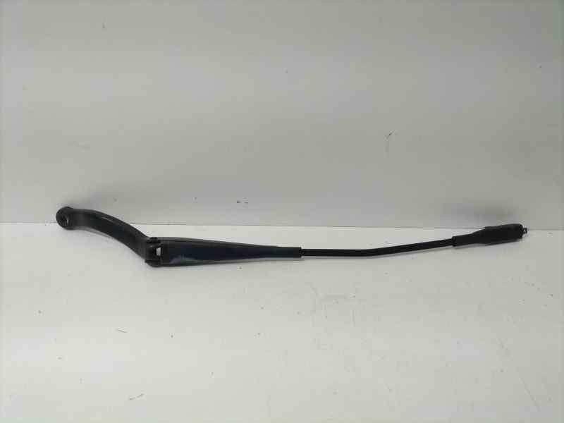 Recambio de brazo limpia delantero izquierdo para opel corsa e selective pro referencia OEM IAM 13284136 84823 