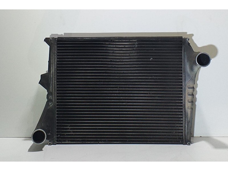 Recambio de intercooler para volvo autobus autobus volvo b7rle mk iii 4x2 e5 referencia OEM IAM 100311827 70284 