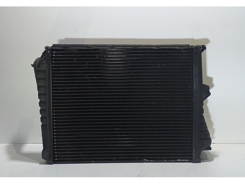 Recambio de intercooler para volvo autobus autobus volvo b7rle mk iii 4x2 e5 referencia OEM IAM 100311827 70284 