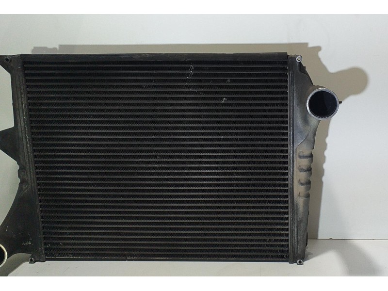 Recambio de intercooler para volvo autobus autobus volvo b7rle mk iii 4x2 e5 referencia OEM IAM 100311827 70284 