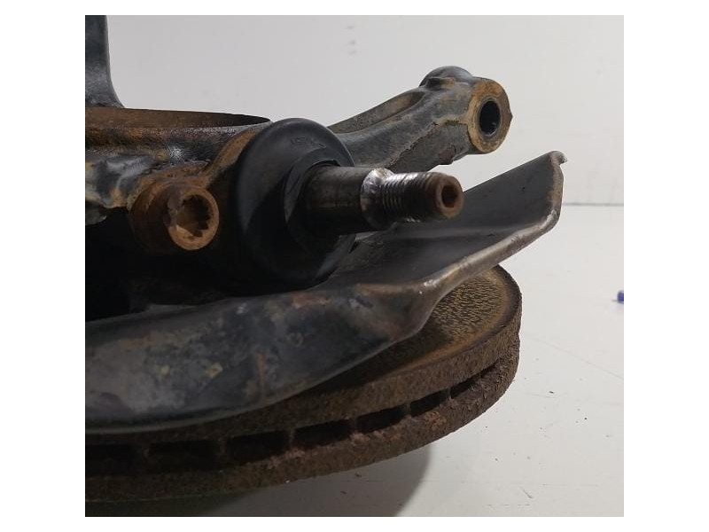 Recambio de mangueta delantera derecha para volkswagen t5 bus 2.5 tdi referencia OEM IAM 7H0258G 78506 