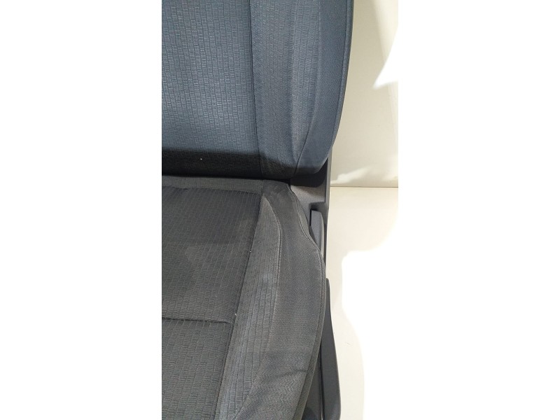 Recambio de juego asientos completo para renault koleos dynamique referencia OEM IAM M9R836 70285 