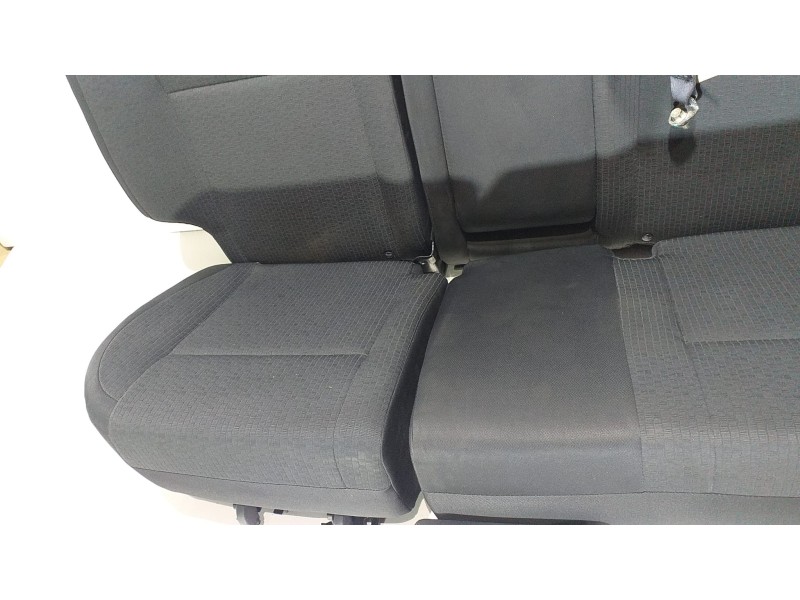 Recambio de juego asientos completo para renault koleos dynamique referencia OEM IAM M9R836 70285 
