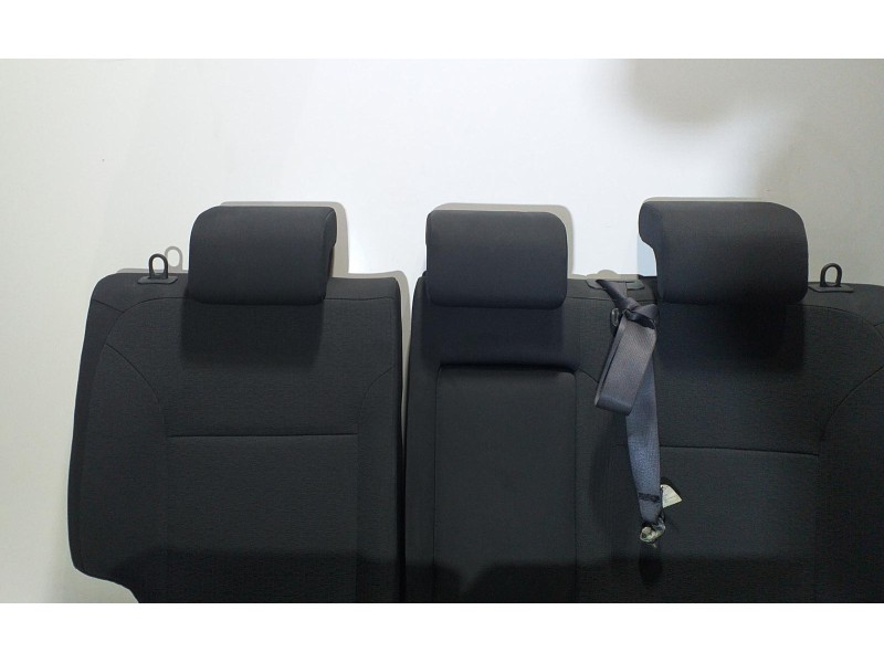 Recambio de juego asientos completo para renault koleos dynamique referencia OEM IAM M9R836 70285 