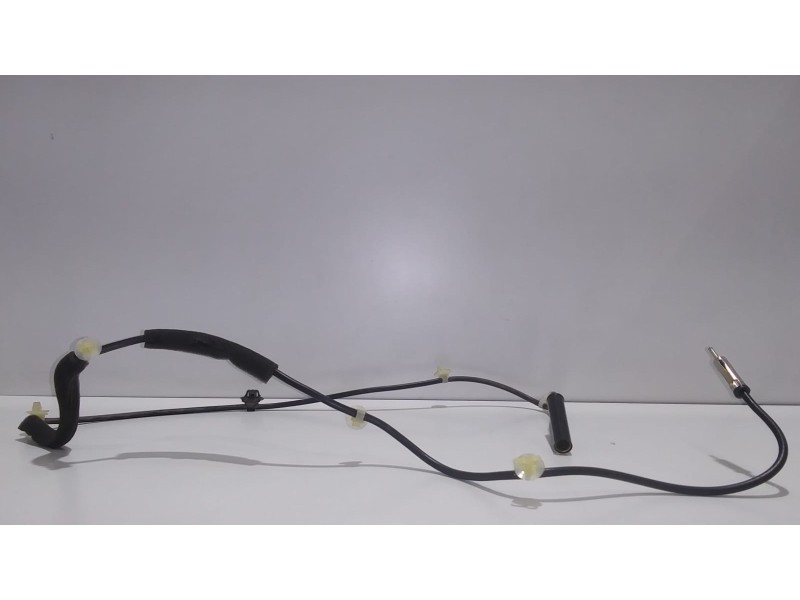 Recambio de antena para suzuki grand vitara 5 puertas sq (ft) 2.0 td referencia OEM IAM RHW 49786 