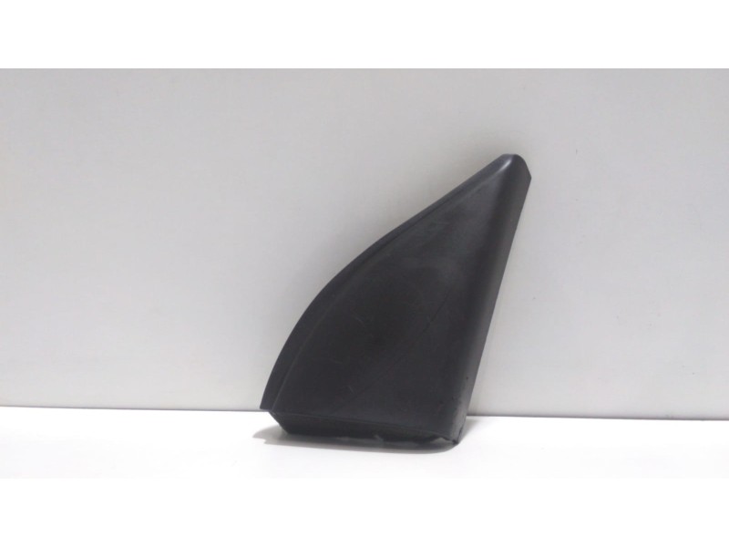 Recambio de molduras delanteras para suzuki grand vitara 5 puertas sq (ft) 2.0 td referencia OEM IAM 8475165D00 49792 