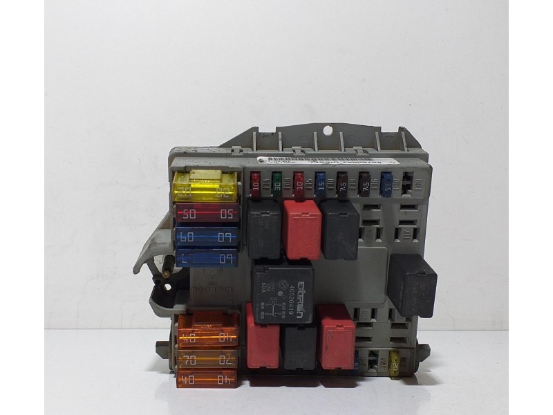 Recambio de caja reles / fusibles para fiat doblo (119) 1.9 jtd elx / dynamic referencia OEM IAM 46760542 70314 R