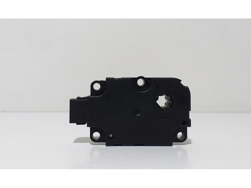 Recambio de motor apertura trampillas climatizador para audi a7 sportback (4ga) 3.0 tdi quattro referencia OEM IAM CZ1139300856 