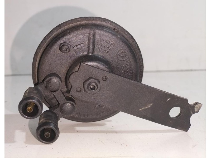 Recambio de claxon para mitsubishi l 200 (k6/7) 2500 td glx (4-ptas.) referencia OEM IAM 4D56 78690 