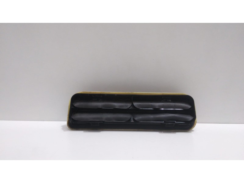 Recambio de molduras traseras para mercedes-benz clase e (w212) familiar 200 cdi blueefficiency (212.205) referencia OEM IAM A21