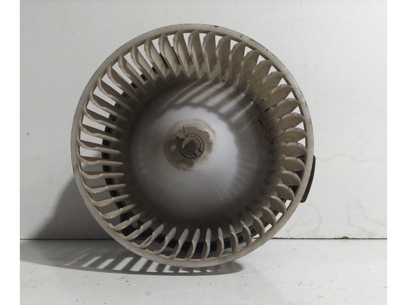 Recambio de motor calefaccion para mitsubishi l 200 (k6/7) 2500 td glx (4-ptas.) referencia OEM IAM 1940000492 78692 