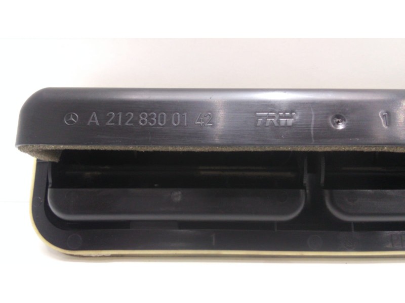 Recambio de molduras traseras para mercedes-benz clase e (w212) familiar 200 cdi blueefficiency (212.205) referencia OEM IAM A21