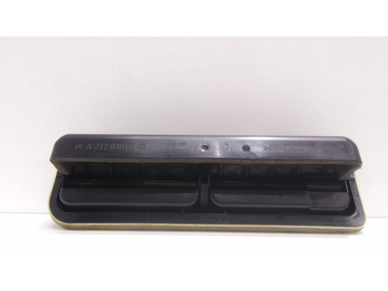 Recambio de molduras traseras para mercedes-benz clase e (w212) familiar 200 cdi blueefficiency (212.205) referencia OEM IAM A21