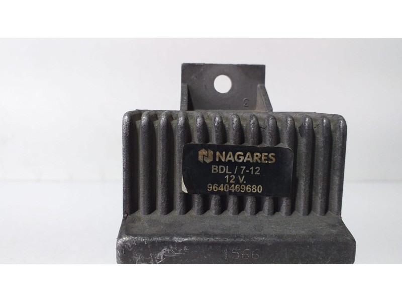 Recambio de caja precalentamiento para peugeot 207 sport referencia OEM IAM 9640469680 70341 R