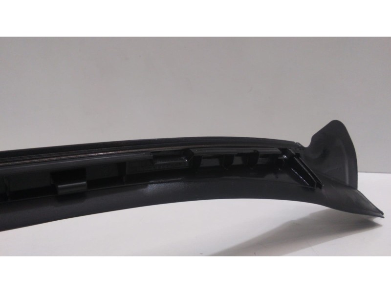 Recambio de molduras delanteras para mercedes-benz clase e (w212) familiar 200 cdi blueefficiency (212.205) referencia OEM IAM A