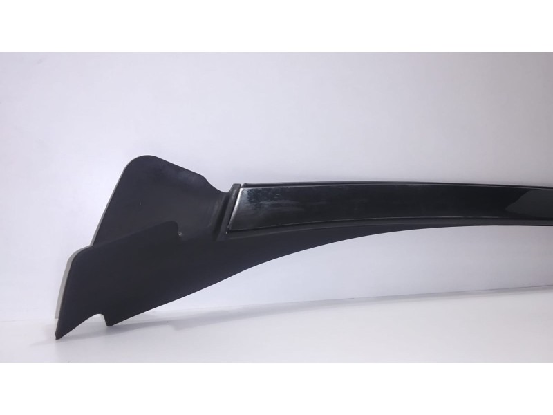 Recambio de molduras delanteras para mercedes-benz clase e (w212) familiar 200 cdi blueefficiency (212.205) referencia OEM IAM A