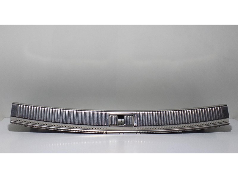 Recambio de guarnecido porton trasero para audi a7 sportback (4ga) 3.0 tdi quattro referencia OEM IAM 4G8863471 61277 