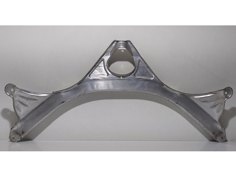 Recambio de travesaño superior para audi a7 sportback (4ga) 3.0 tdi quattro referencia OEM IAM 4G0805645C 61280 