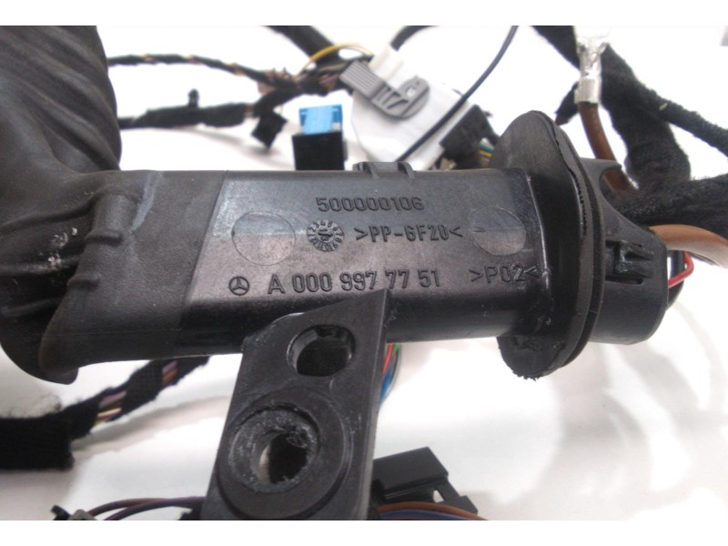 Recambio de porton trasero para mercedes-benz clase e (w212) familiar 200 cdi blueefficiency (212.205) referencia OEM IAM A00099