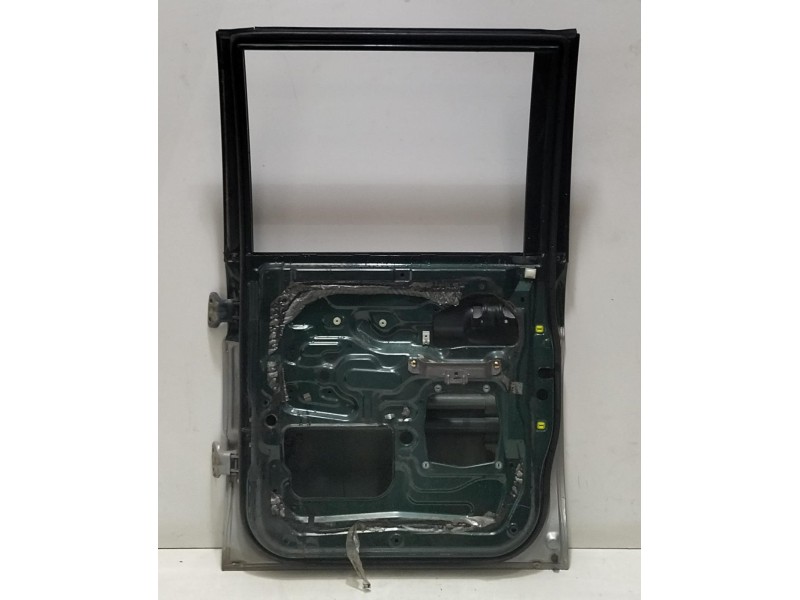 Recambio de puerta trasera derecha para mitsubishi l 200 (k6/7) 2500 td glx (4-ptas.) referencia OEM IAM MR178078 78634 