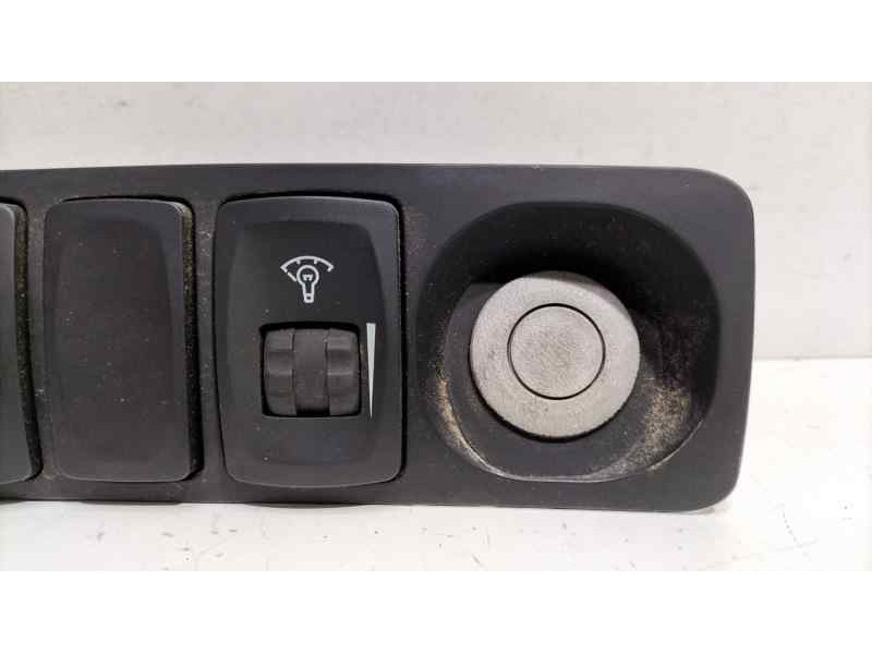 Recambio de interruptor para hyundai h1 travel referencia OEM IAM 933014A400LK 83204 R