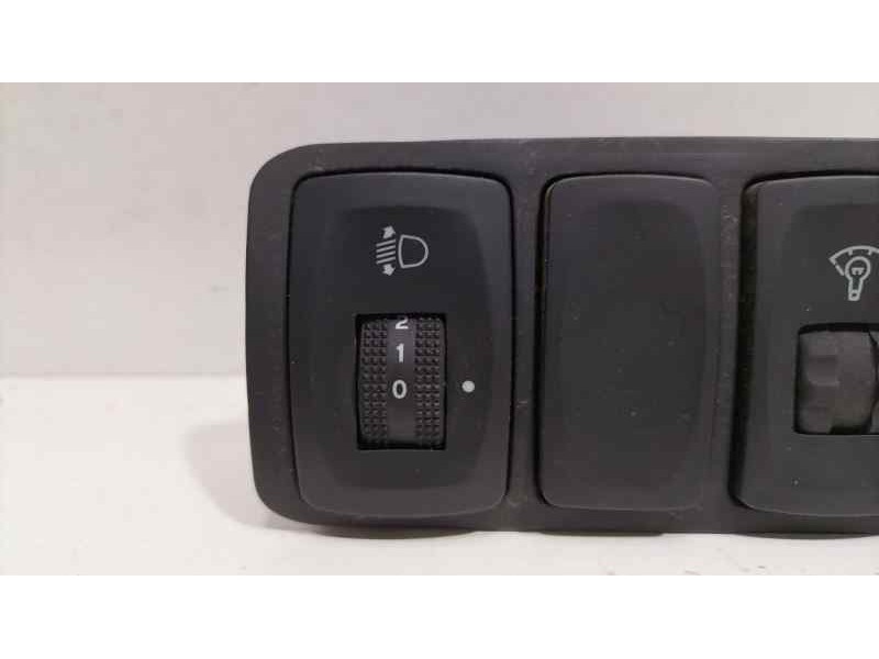 Recambio de interruptor para hyundai h1 travel referencia OEM IAM 933014A400LK 83204 R