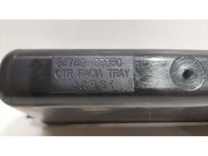 Recambio de guantera para hyundai h1 travel referencia OEM IAM 8474229050 83205 R