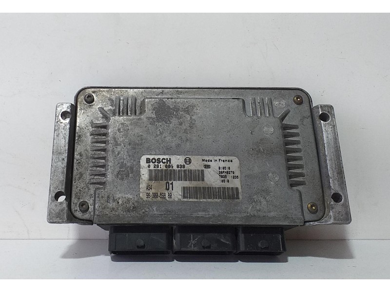 Recambio de centralita motor uce para citroën saxo 1.5 d image referencia OEM IAM 9630059880 70382 R
