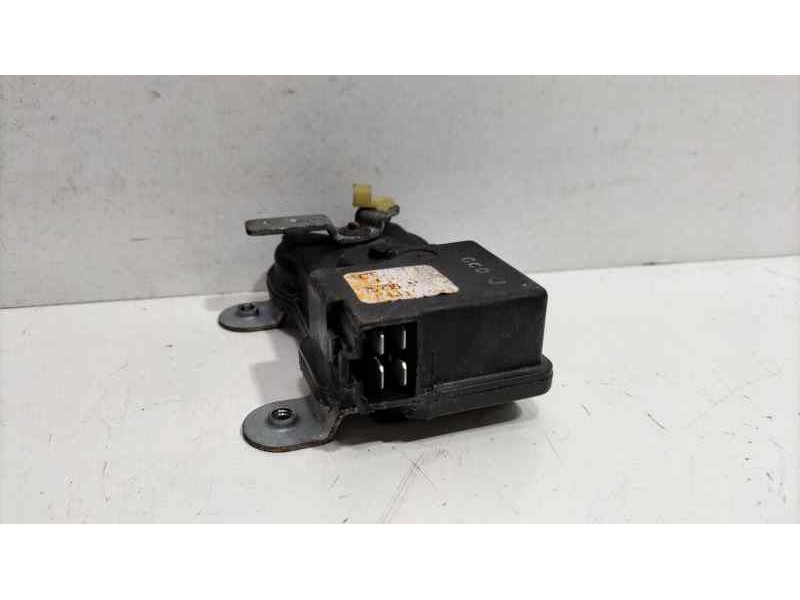 Recambio de motor cierre centralizado delantero izquierdo para hyundai h1 travel referencia OEM IAM 957304A050 83210 R