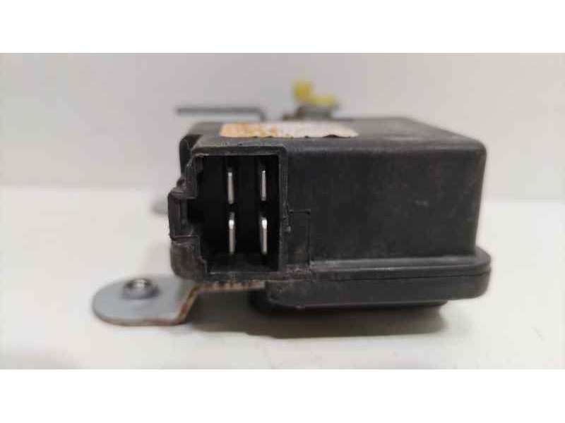 Recambio de motor cierre centralizado delantero izquierdo para hyundai h1 travel referencia OEM IAM 957304A050 83210 R