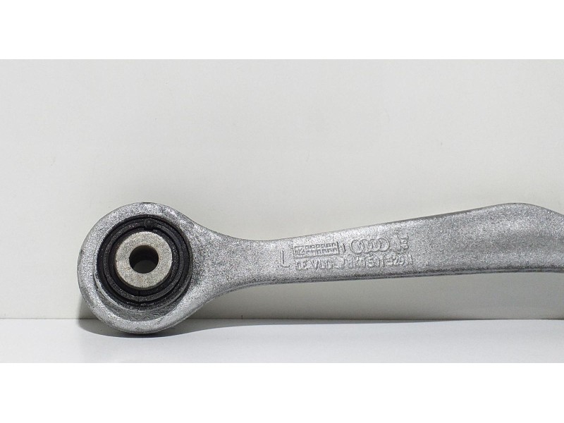 Recambio de brazo suspension inferior trasero izquierdo para audi a7 sportback (4ga) 3.0 tdi quattro referencia OEM IAM 8K050152