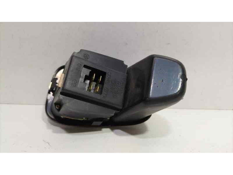 Recambio de pantalla multifuncion para hyundai h1 travel referencia OEM IAM 945204A001 83211 R