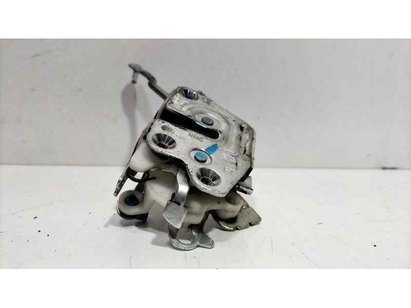 Recambio de cerradura puerta delantera derecha para hyundai h1 travel referencia OEM IAM 813204A000 83213 R