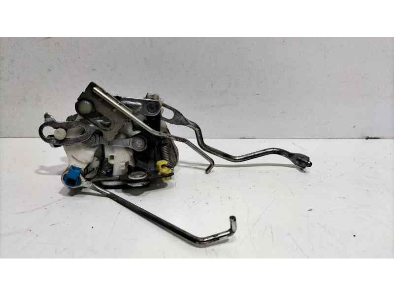 Recambio de cerradura puerta delantera derecha para hyundai h1 travel referencia OEM IAM 813204A000 83213 R