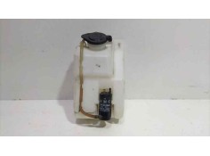 Recambio de deposito limpia para hyundai h1 travel referencia OEM IAM 989104A100 83214 R