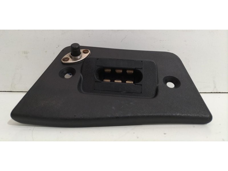 Recambio de cerradura puerta lateral derecha para volkswagen t5 bus 2.5 tdi referencia OEM IAM 7H0907496A 78548 