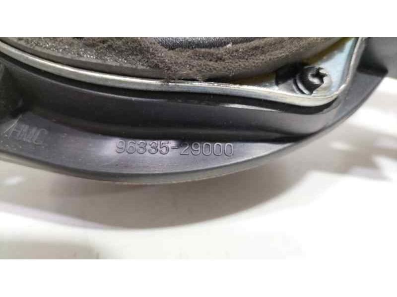 Recambio de sistema audio / radio cd para hyundai h1 travel referencia OEM IAM 9633529000 83217 R